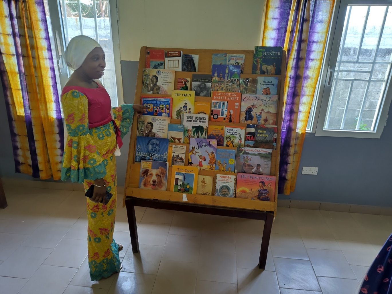 Projekt Schulbibliothek in Gambia, 08.03.2024, Bild 1